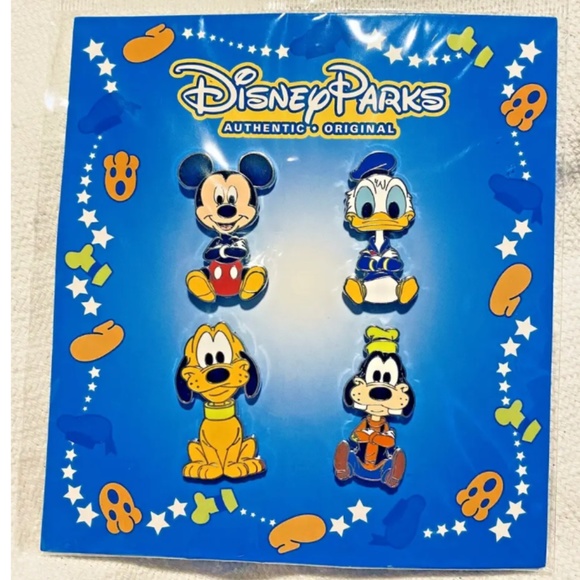 Disney Accessories - NEW Disney Parks Mickey Goofy Donald Duck Pluto Trading Pin Set - 4 Pins